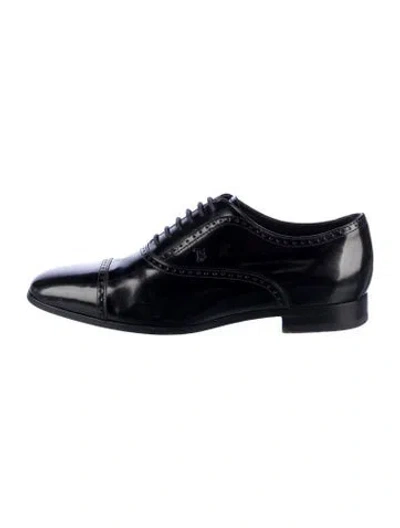 Pre-owned Tod's Patent Leather Lasercut Accents Oxfords In Black/blue