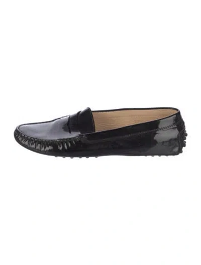 Pre-owned Tod's Patent Leather Loafers In Black