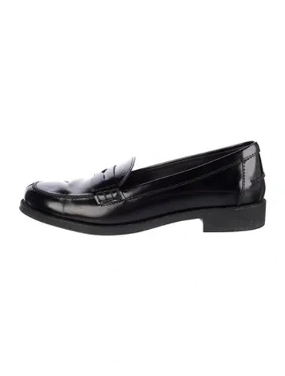 Pre-owned Tod's Patent Leather Loafers In Black