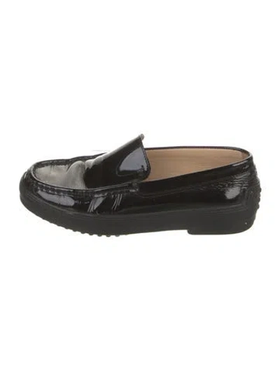 Pre-owned Tod's Patent Leather Loafers In Black