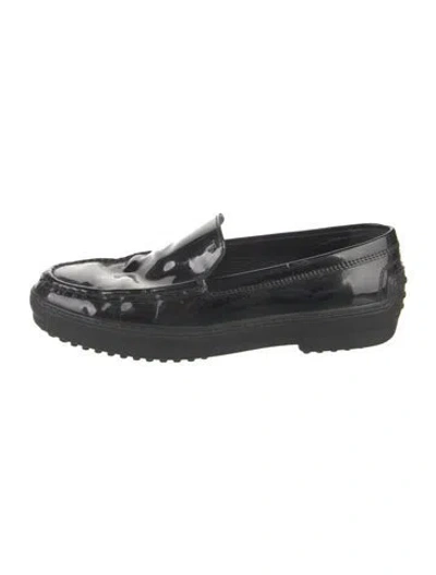 Pre-owned Tod's Patent Leather Loafers In Brown