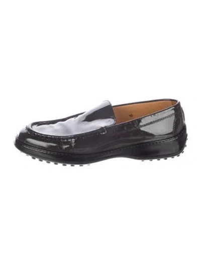 Pre-owned Tod's Patent Leather Loafers In Gray
