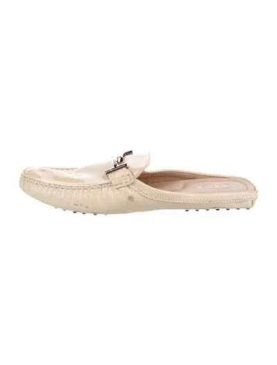 Pre-owned Tod's Patent Leather Mules In Neutral
