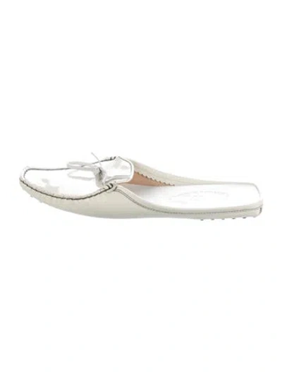 Pre-owned Tod's Patent Leather Mules In White