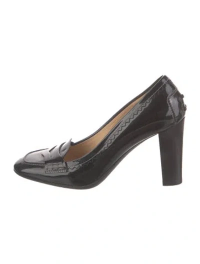 Pre-owned Tod's Patent Leather Pumps In Black