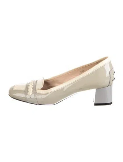 Pre-owned Tod's Patent Leather Pumps In Neutral