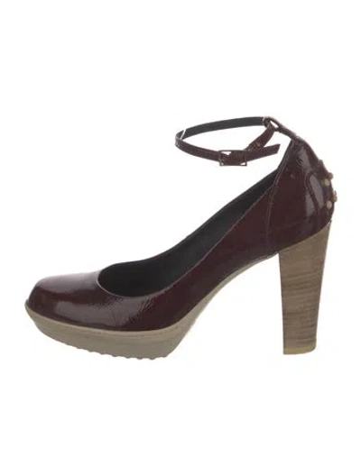 Pre-owned Tod's Patent Leather Pumps In Red