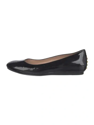 Pre-owned Tod's Patent Leather Studded Accents Ballet Flats In Black
