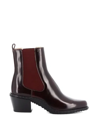 Tod's Pull-tab Boots In Burgundy