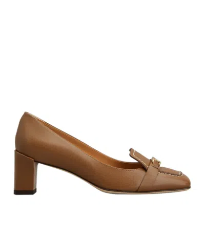 Tod's Pumps In Leather In Brown