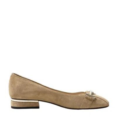 Tod's Round-head Flat Shoes In Brown