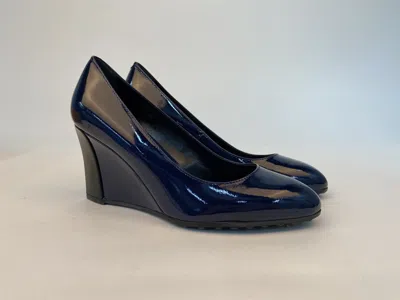 Tod's Round Head Heels In Black