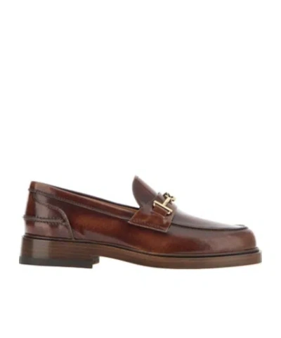 Tod's Round Head Loafer Shoes In Brown