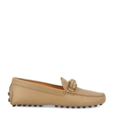 Tod's Gommino Loafers In Nude