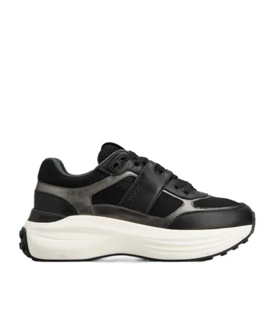 Tod's Round Toe Sneakers