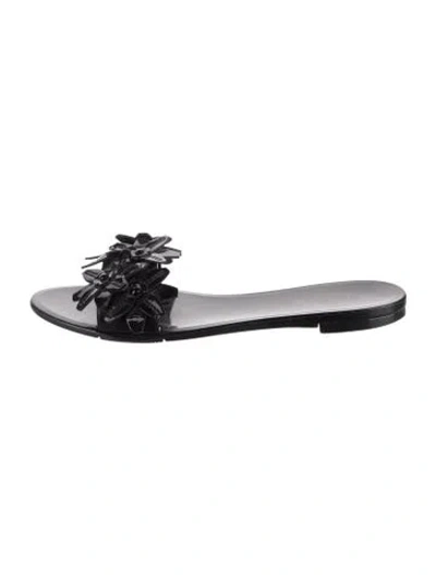 Pre-owned Tod's Rubber Floral Print Slides In Black