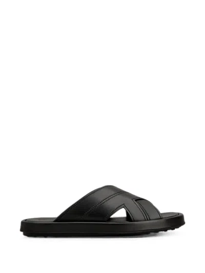 Tod's Sandals In Leather In Black