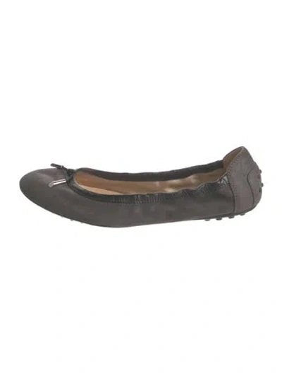 Pre-owned Tod's Suede Ballet Flats In Gray