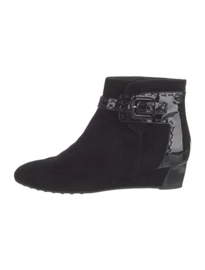 Pre-owned Tod's Suede Boots In Black