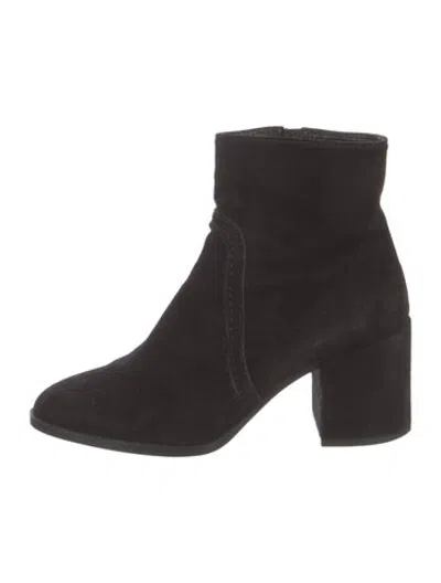Pre-owned Tod's Suede Boots In Black