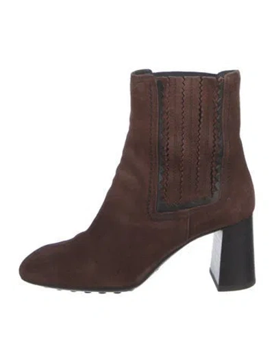 Pre-owned Tod's Suede Chelsea Boots In Brown