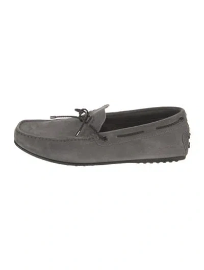 Pre-owned Tod's Suede Drivers In Grey