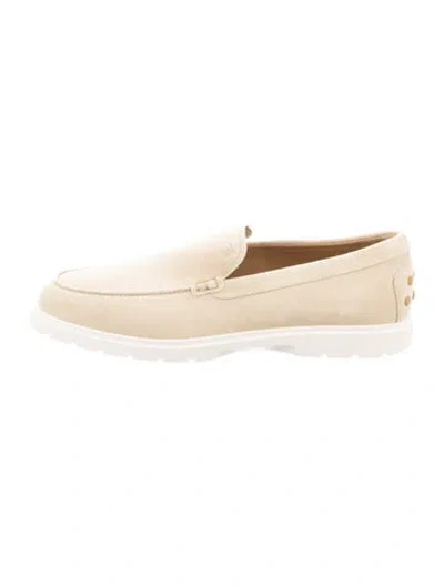 Pre-owned Tod's Suede Drivers In Neutral