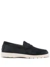 Tod's Suede Boat Shoes In 蓝色
