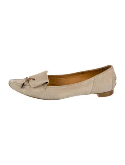 Pre-owned Tod's Suede Loafers In Neutral