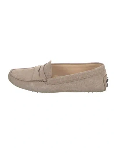 Pre-owned Tod's Suede Loafers In Neutral