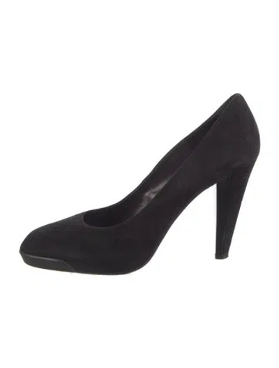 Pre-owned Tod's Suede Pumps In Black