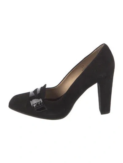 Pre-owned Tod's Suede Pumps In Black