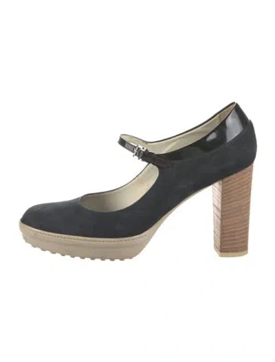 Pre-owned Tod's Suede Pumps In Blue