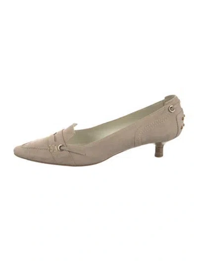 Pre-owned Tod's Suede Pumps In Neutrals