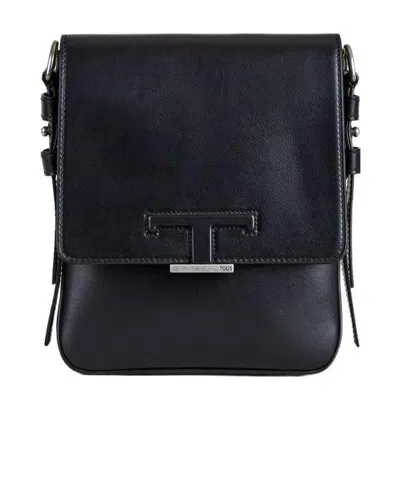 Tod's T-buckle Leather Messenger Bag In Black
