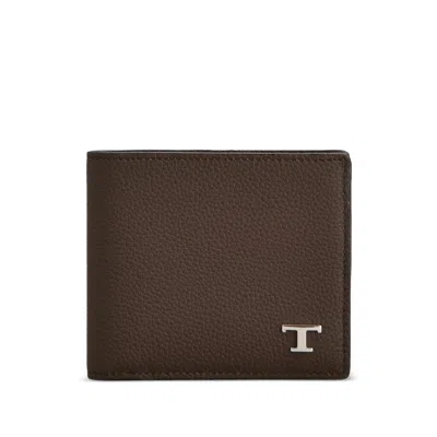 Tod's T Timeless Pebbled Wallet In Brown