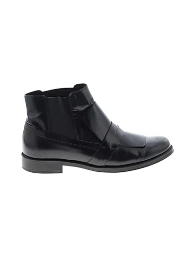 Pre-owned Tod's Ankle Boots In Black