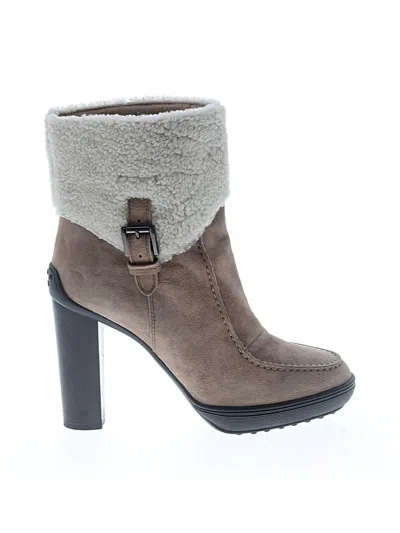 Pre-owned Tod's Ankle Boots In Brown