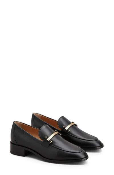 Tod's Barretta Block Heel Loafer In Nero