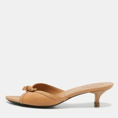 Tod's Beige Leather Bow Slide Sandals
