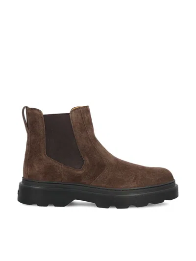 Tod's Boots In Brown