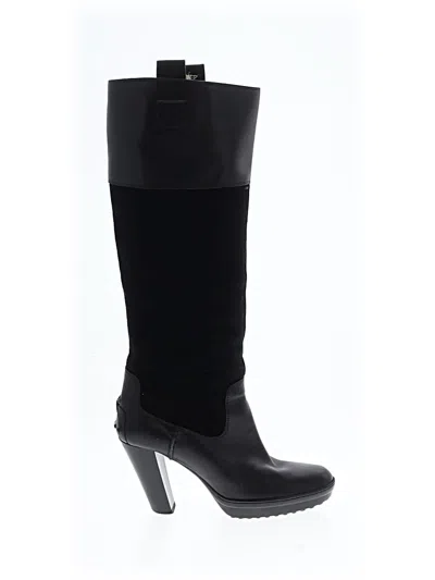 Pre-owned Tod's Boots In Black