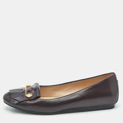 Tod's Burgundy Leather Fringe Ballet Flats In White