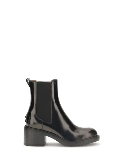 Tod's Calf Leather Chelsea Boot In Black