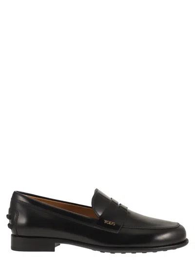 Tod's Calfskin Leather Loafers With Logo Detail In Black