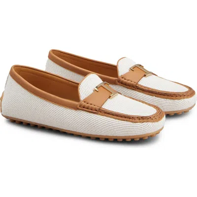 Tod's City Gommino Driving Shoe In Bianco Calce/kenia