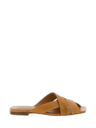 Tod's Flat Leather Sandals With Crossed Straps In Brown