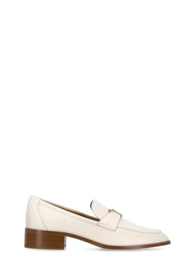 Tod's Flat Shoes