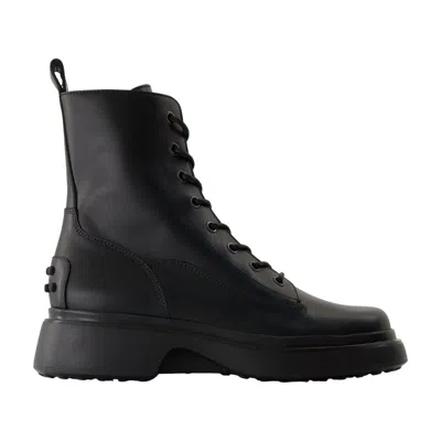 Tod's Gomma 74l Ankle Boots In Black