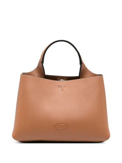 Tod's Grained Leather Shoulder Bag In Tan